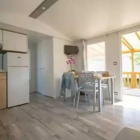 Dom wakacyjny Mobilhome 4 Etoiles - Piscine - Eecabe *